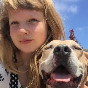 Meet your Posher, Elise